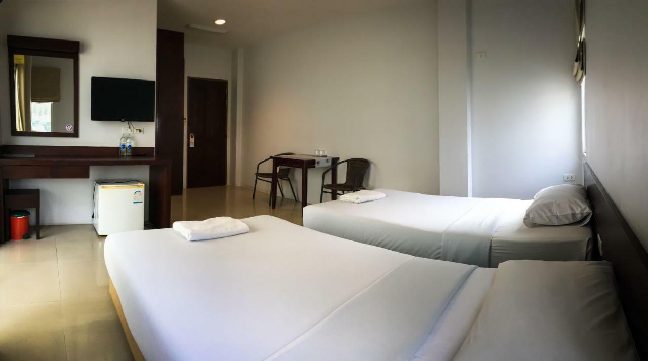 Sunshine Hostel Hua Hin Exterior photo